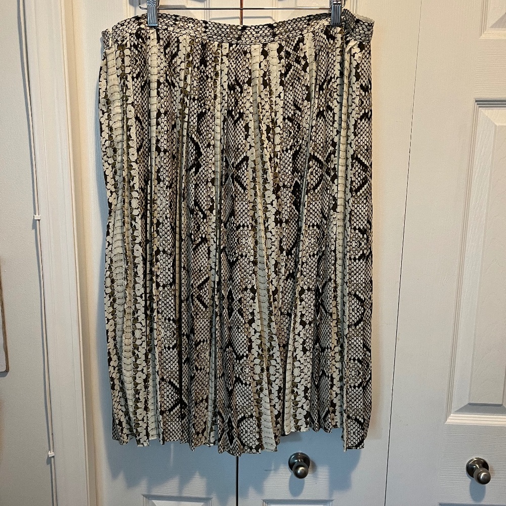 J Crew size 18 skirt